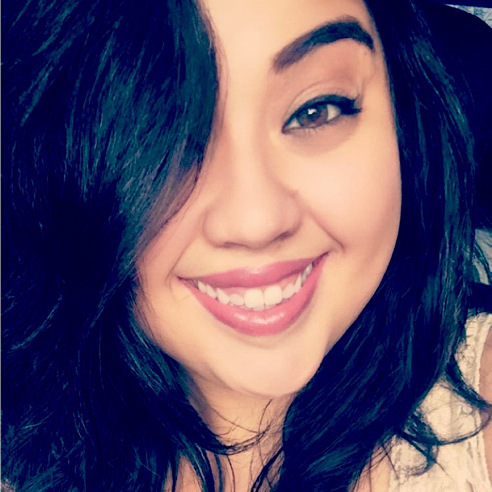 Meet your Posher, Stephanie